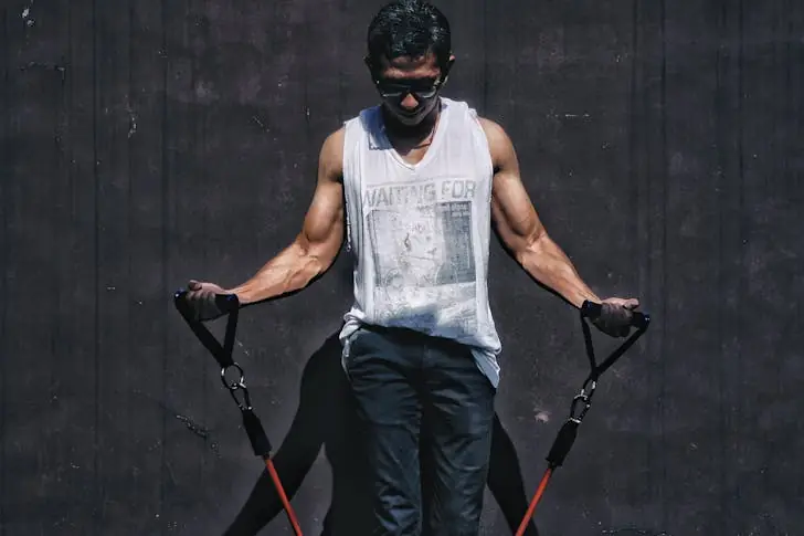 Can resistance bands cause neck pain?