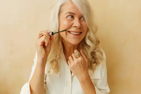 These Essential Personal Care Products Are Ideal for Seniors